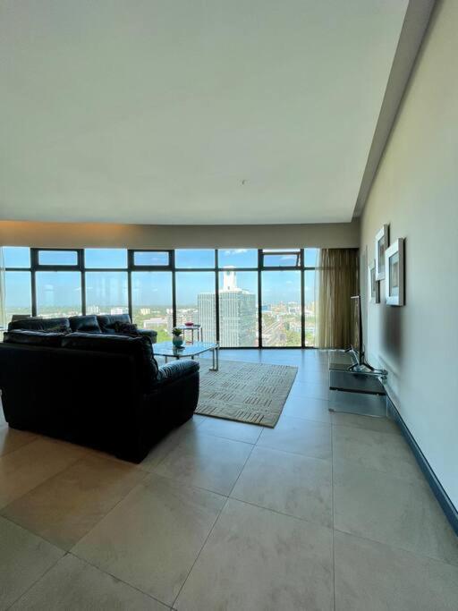 City View Apartment Nestled In The Heart Of Nbo 나이로비 외부 사진
